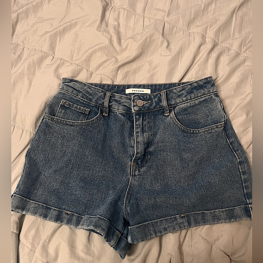 Mom Shorts, size 27, from Pacsun!